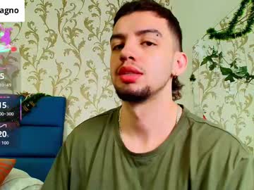 Michael_Magno Chaturbate stream image from December 17, 2025
