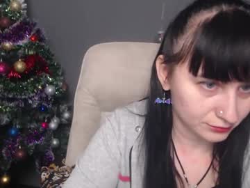 Ninaflawlees Chaturbate stream image from December 17, 2025