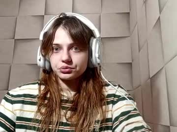 Sharondariojas Chaturbate stream image from December 17, 2025