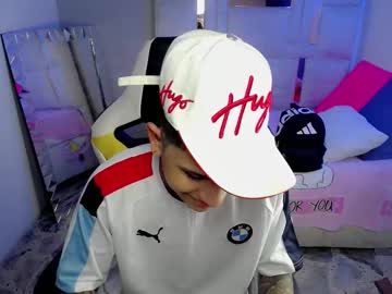 Brayan_Lopezz Chaturbate stream image from December 17, 2025