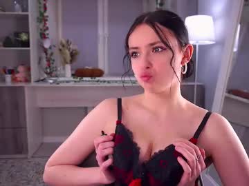 Chloeertle Chaturbate stream image from December 17, 2025