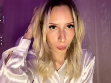 Dallaspember Chaturbate stream image from December 17, 2025