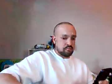 Devanom94 Chaturbate stream image from December 17, 2025
