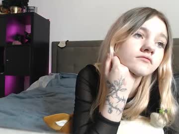 Playful_Johnny Chaturbate stream image from December 17, 2025