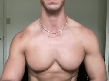Runfasterxo Chaturbate stream image from December 17, 2025
