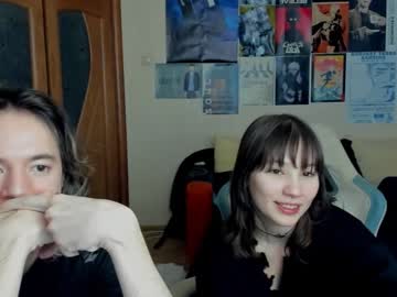 Traharaaa Chaturbate stream image from December 17, 2025