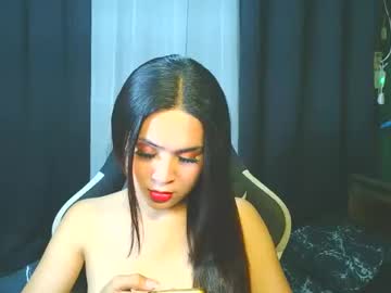Wildhot_Francine4uxxx Chaturbate stream image from December 17, 2025