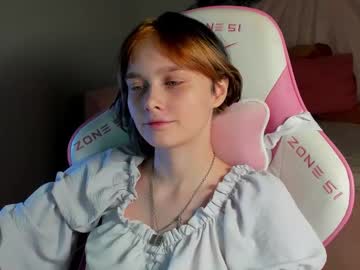 Olivialaurens Chaturbate stream image from December 17, 2025