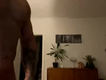 P88913430 Chaturbate stream image from December 17, 2025