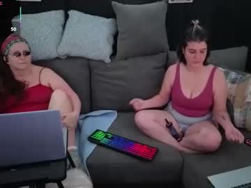 Bella_James_1988 Chaturbate stream image from December 17, 2025