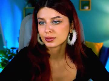 Nicolemoonn Chaturbate stream image from December 17, 2025