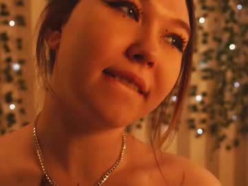 Dance_With_Lisa_ Chaturbate stream image from December 17, 2025