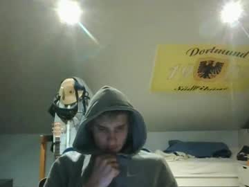 Larscivin Chaturbate stream image from December 17, 2025