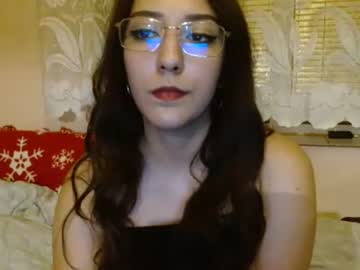 Yourdreamgirl903309 Chaturbate stream image from December 17, 2025