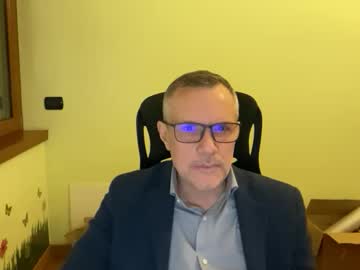 Niceshy_71 Chaturbate stream image from December 17, 2025
