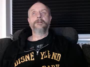 Hardmrlazy Chaturbate stream image from December 17, 2025