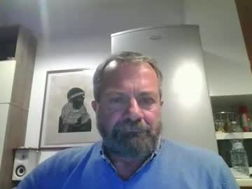 Muzungu5 Chaturbate stream image from December 17, 2025