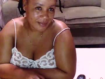 African005 Chaturbate stream image from December 17, 2025
