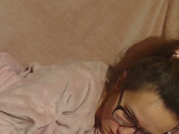 Candylady13 Chaturbate stream image from December 17, 2025