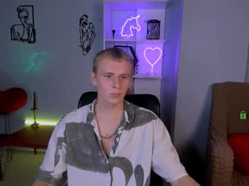 Dexter_Mitch Chaturbate stream image from December 17, 2025