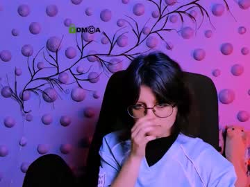 Nila_Luxe Chaturbate stream image from December 17, 2025
