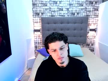 Angel_Silverr Chaturbate stream image from December 17, 2025