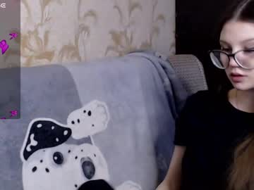 Jenny_Clare Chaturbate stream image from December 17, 2025