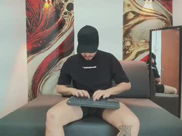 Mike_Kurtt Chaturbate stream image from December 17, 2025