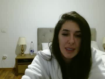 Kairaember Chaturbate stream image from December 17, 2025