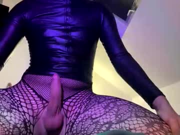 Yakdisastrous Chaturbate stream image from December 17, 2025