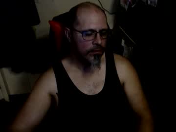 2krazylegz Chaturbate stream image from December 18, 2025