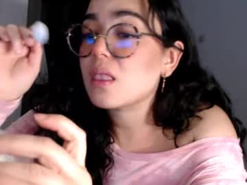 A_Savage_Woman_Place Chaturbate stream image from December 18, 2025