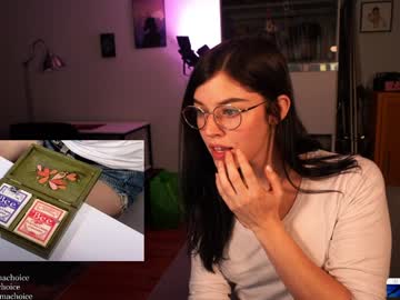 Emmachoice Chaturbate stream image from December 18, 2025