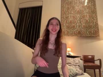 Happyvivy Chaturbate stream image from December 18, 2025