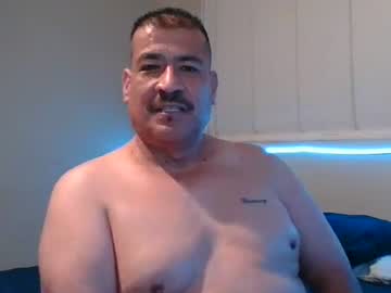 Imbackmandosuknw Chaturbate stream image from December 18, 2025