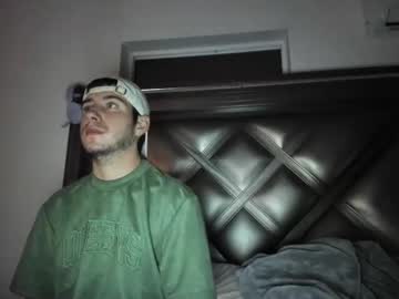 Gayndepressed Chaturbate stream image from December 18, 2025