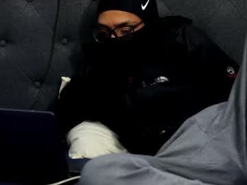 Xzavion_ Chaturbate stream image from December 18, 2025