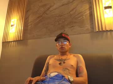 Roger_Flyn Chaturbate stream image from December 18, 2025