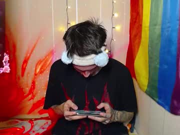 Alexwolfmoto Chaturbate stream image from December 18, 2025