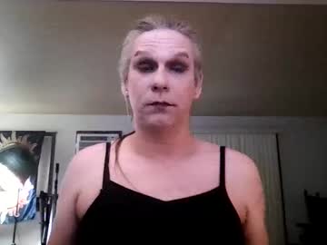 Kellyjames420 Chaturbate stream image from December 18, 2025