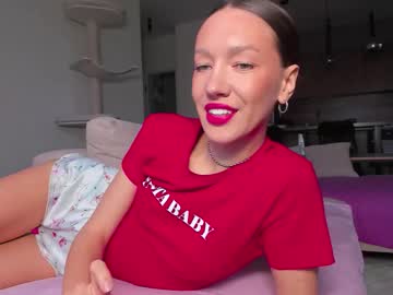 Awgustina_Sweetheart22 Chaturbate stream image from December 18, 2025