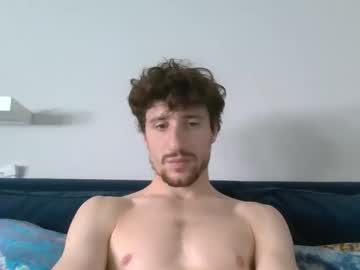 Users1819 Chaturbate stream image from December 18, 2025