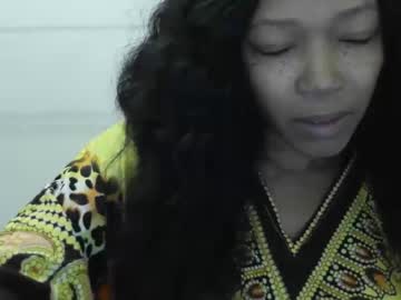 Voyeurbae Chaturbate stream image from December 18, 2025