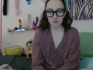 Livingtrash Chaturbate stream image from December 18, 2025