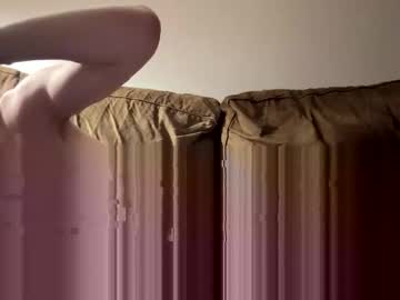 Maxdoeseverything Chaturbate stream image from December 18, 2025