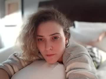 Smile8dance Chaturbate stream image from December 18, 2025