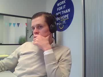 Clotheman200 Chaturbate stream image from December 18, 2025