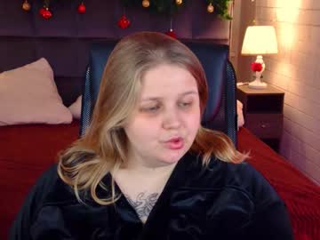 Sladadeew Chaturbate stream image from December 18, 2025
