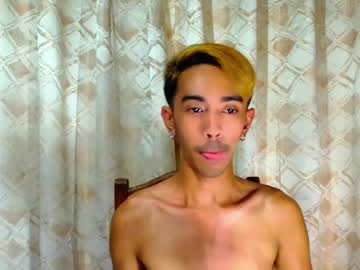 Crocodale Chaturbate stream image from December 18, 2025