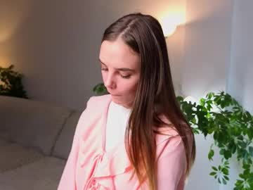 Blanchouellete Chaturbate stream image from December 18, 2025